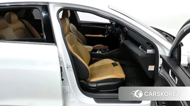 Kia K5 Hybrid 3rd Generation 2022 Белый из Кореи, фото 2