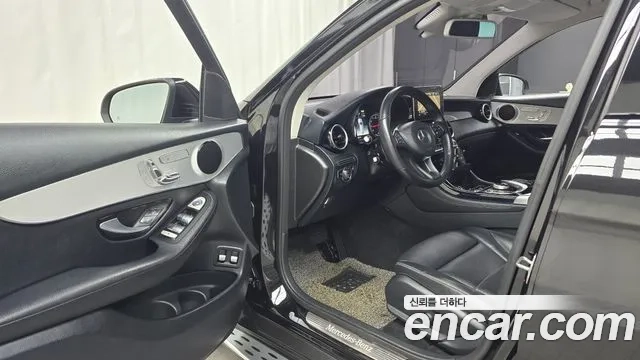 Mercedes-Benz GLC-Class X253 2018 Черный из Кореи, фото 2