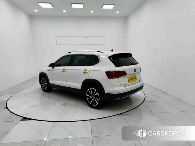 Volkswagen Tuyue 2021 Белый из Китая, фото 2