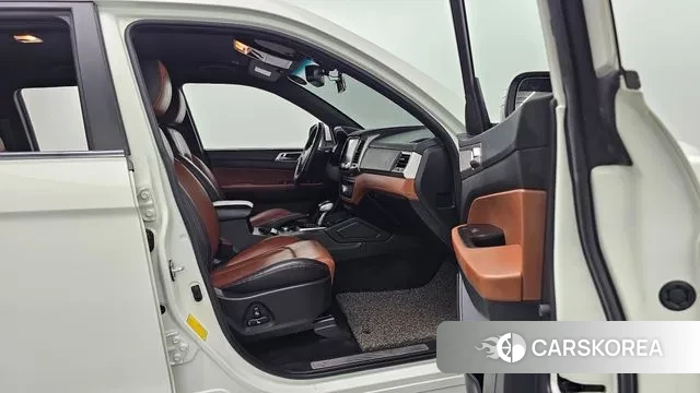 Ssangyong Rexton Sports 2019 Белый из Кореи, фото 2