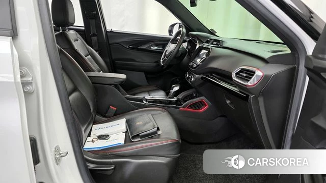 Chevrolet (GM Daewoo) Trailblazer 2021 Белый из Кореи, фото 2