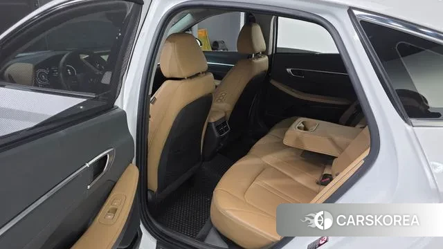 Hyundai Sonata (DN8) 2021 Белый из Кореи, фото 2