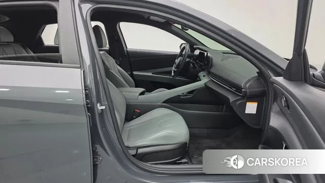 Hyundai The New Avante Hybrid (CN7) 2023 Серый из Кореи, фото 2