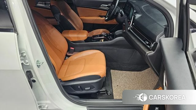 Kia Sportage 5th Generation 2021 Белый из Кореи, фото 2