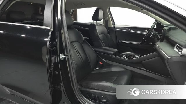 Kia K5 3rd generation 2022 Черный из Кореи, фото 2