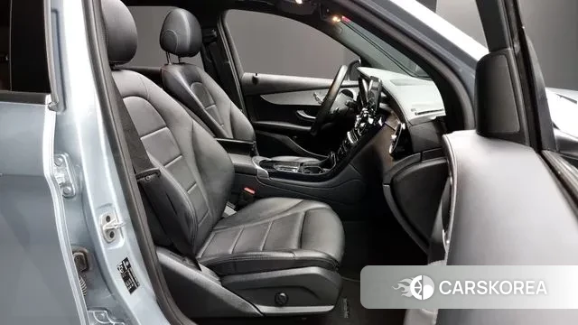 Mercedes-Benz GLC-Class X253 2021 Серебряный из Кореи, фото 2