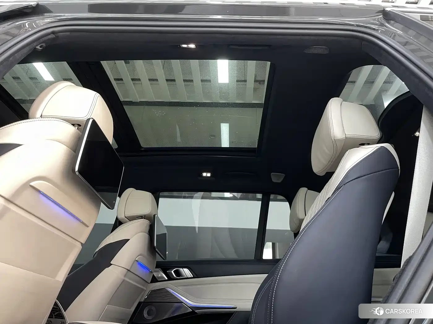 BMW X7 2021 Silver/gray из Китая, фото 2