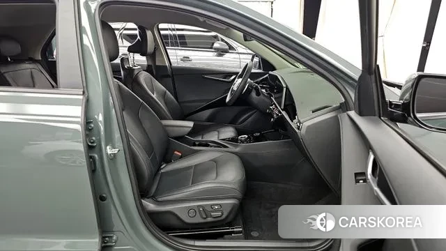 Kia Di Ol Nu Niro 2022 Цвет галактики из Кореи, фото 2