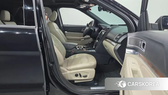 Ford Explorer 2019 Черный из Кореи, фото 2