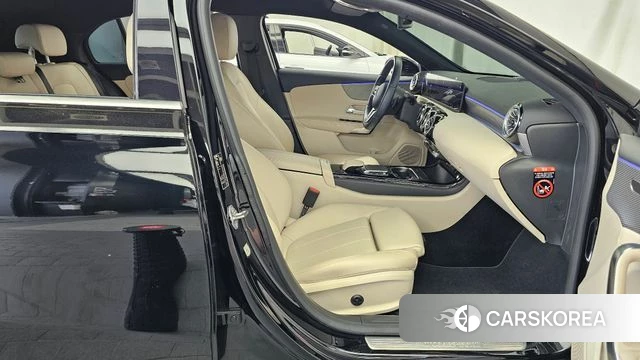 Mercedes-Benz A-Class W177 2022 Черный из Кореи, фото 2