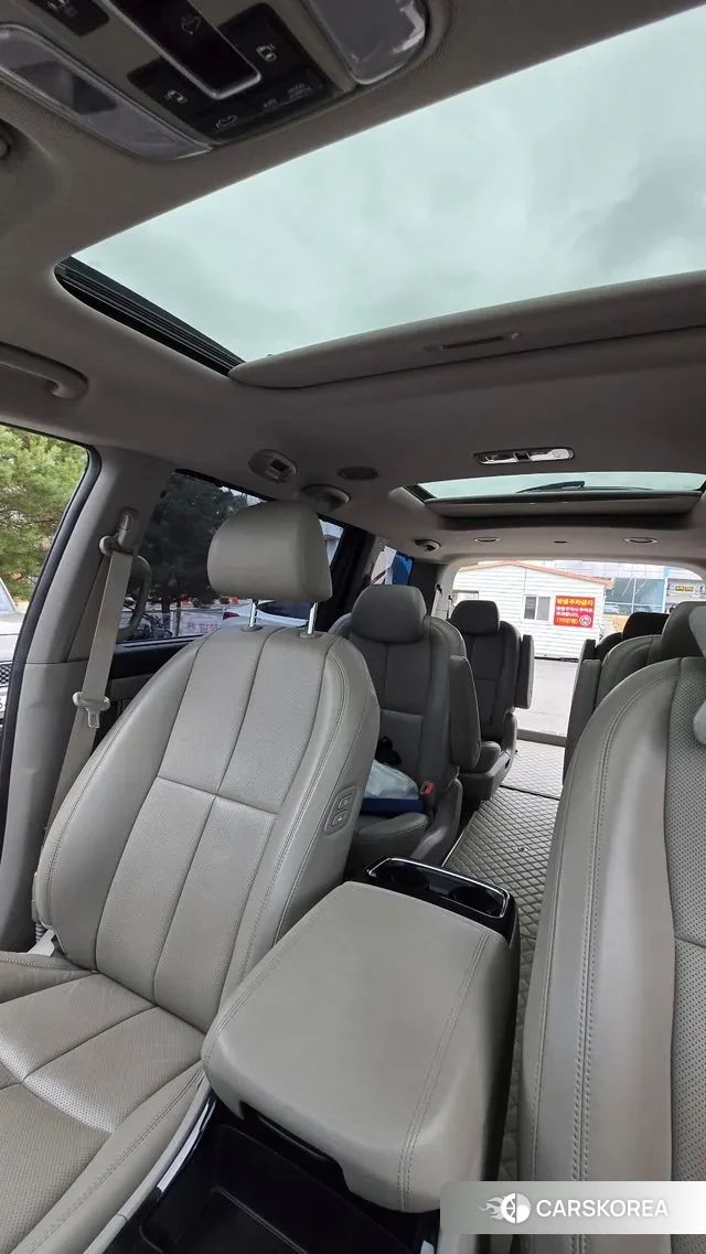 Kia The New Carnival 2018 Черный из Кореи, фото 2