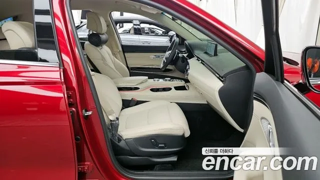 Genesis GV70 2023 Красный из Кореи, фото 2