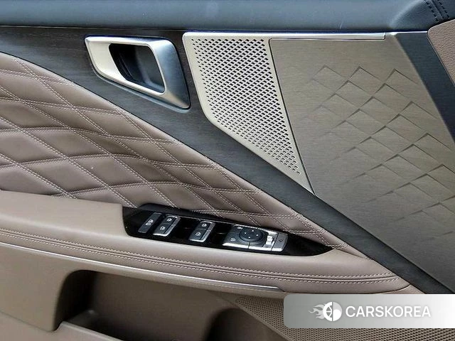 Kia K8 2022 Черный из Кореи, фото 2