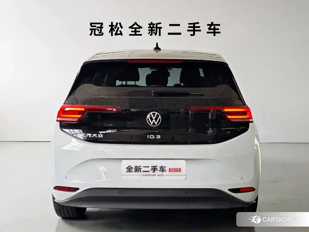 Volkswagen ID.3 2023 Белый из Китая, фото 2