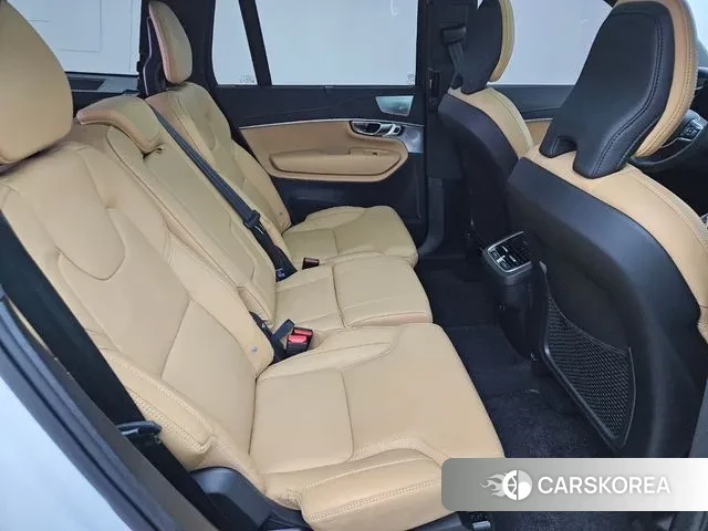 Volvo XC90 second Generation 2024 Белый из Кореи, фото 2