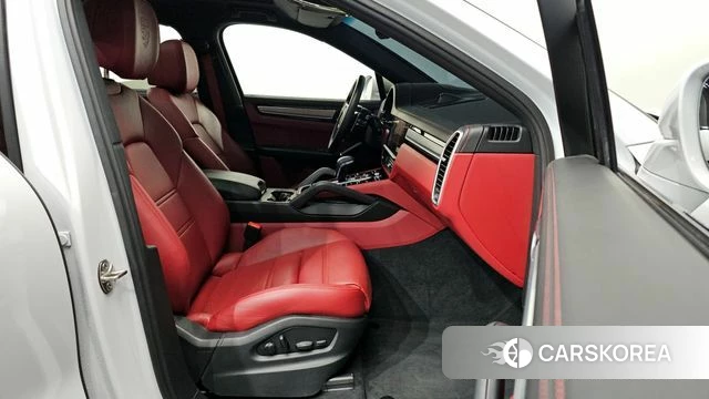 Porsche Cayenne (PO536) 2023 Белый из Кореи, фото 2