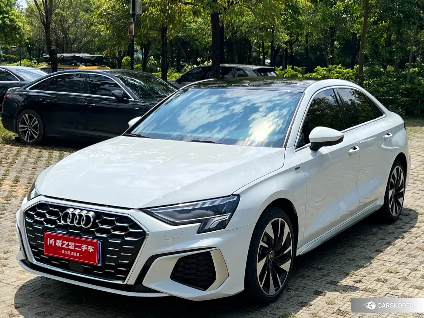 Audi A3 2023 Белый из Китая, фото 2