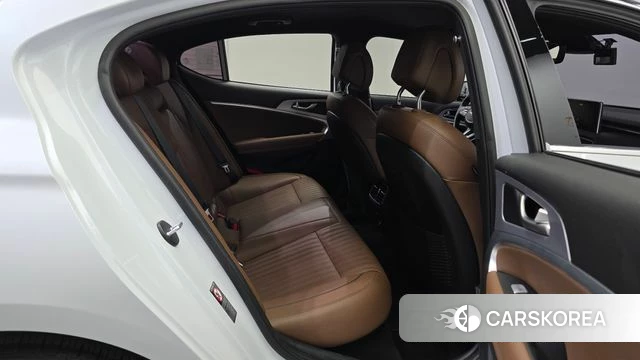 Genesis G70 2018 Белый из Кореи, фото 2