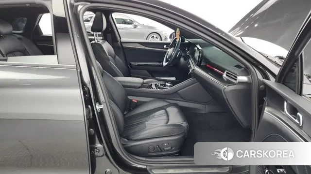 Kia K5 3rd generation 2023 Серый из Кореи, фото 2