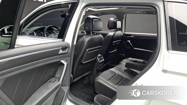 Volkswagen Tiguan second Generation 2019 Белый из Кореи, фото 2