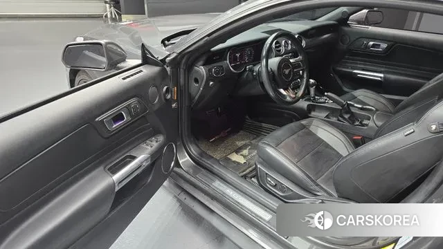 Ford Mustang 2018 Серый из Кореи, фото 2