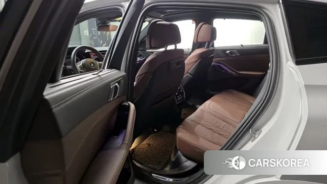 BMW X6 (G06) 2023 Белый из Кореи, фото 2