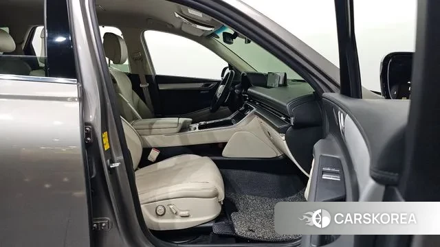 Genesis GV80 2020 Песочный из Кореи, фото 2