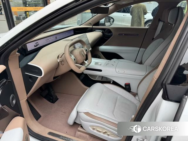 Avita 07 2025 Белый из Китая, фото 2