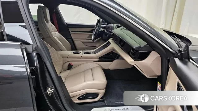 Porsche Taycan 2021 Серый из Кореи, фото 2