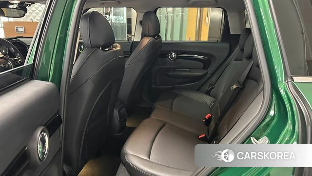 Mini Cooper Clubman 2022 Зеленый из Кореи, фото 2