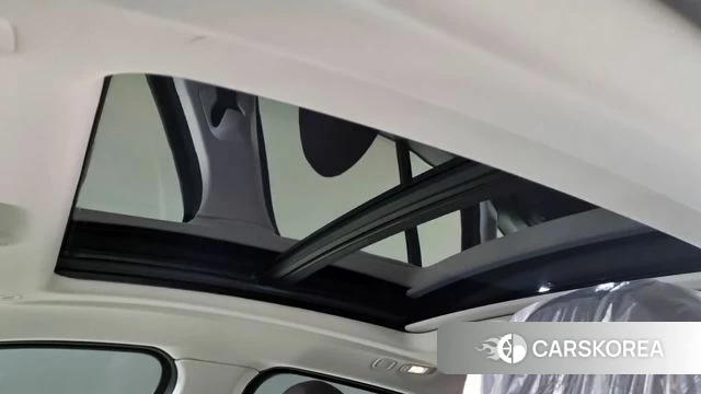 BMW X4 (G02) 2023 Белый из Кореи, фото 2