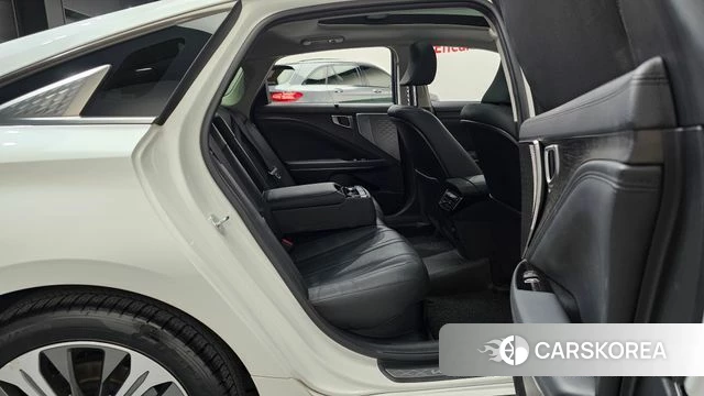 Kia K8 Hybrid 2023 Белый из Кореи, фото 2