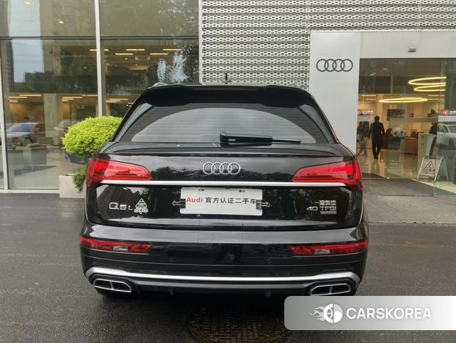 Audi Q5L 2025 Черный из Китая, фото 2