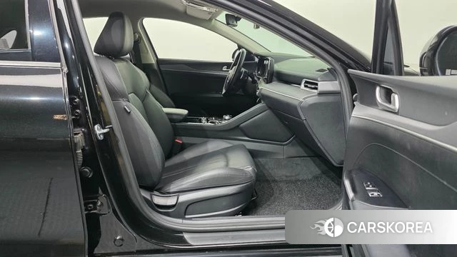 Kia K5 3rd generation 2023 Черный из Кореи, фото 2