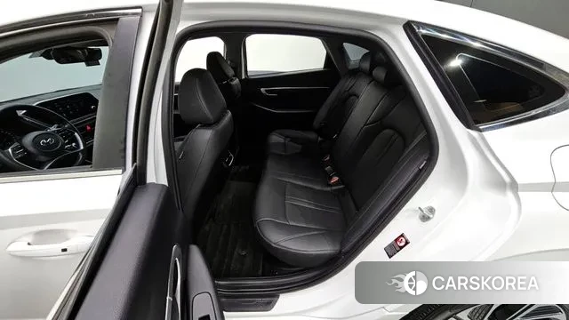 Hyundai Sonata Hybrid (DN8) 2021 Белый из Кореи, фото 2