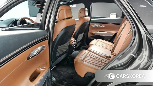 Genesis GV70 2023 Серый из Кореи, фото 2