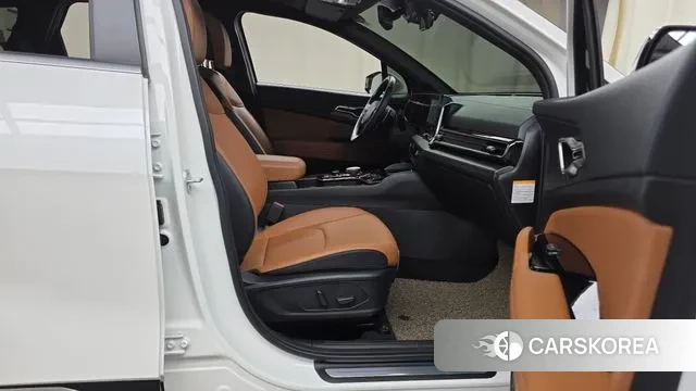 Kia Sportage 5th Generation Hybrid 2022 Белый из Кореи, фото 2