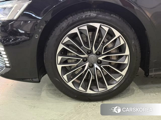 Audi A6L PHEV 2021 Черный из Китая, фото 2