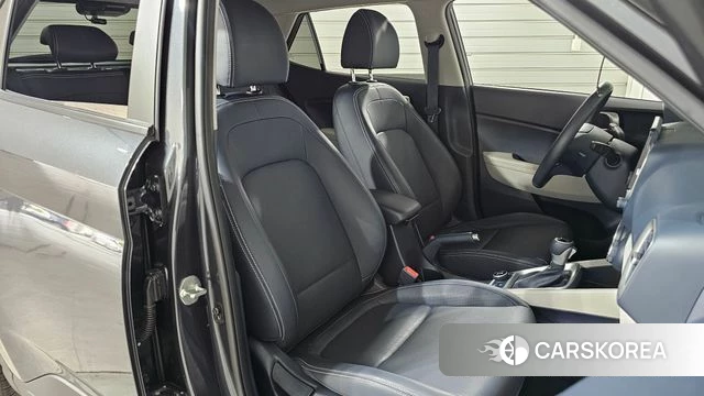 Hyundai Venue 2022 Серый из Кореи, фото 2