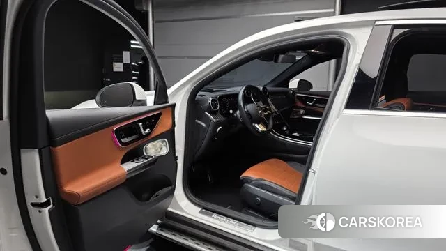 Mercedes-Benz GLC-Class X254 2024 Белый из Кореи, фото 2