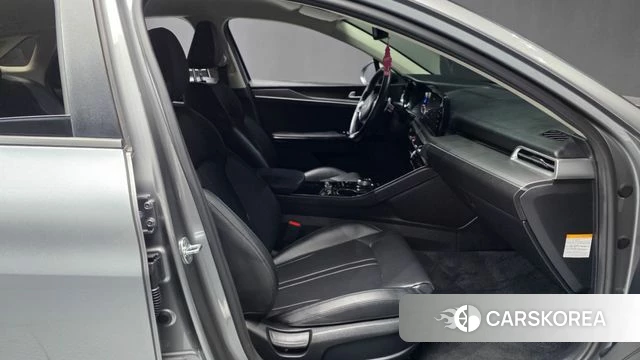 Kia K5 Hybrid 3rd Generation 2022 Серебристо-серый из Кореи, фото 2