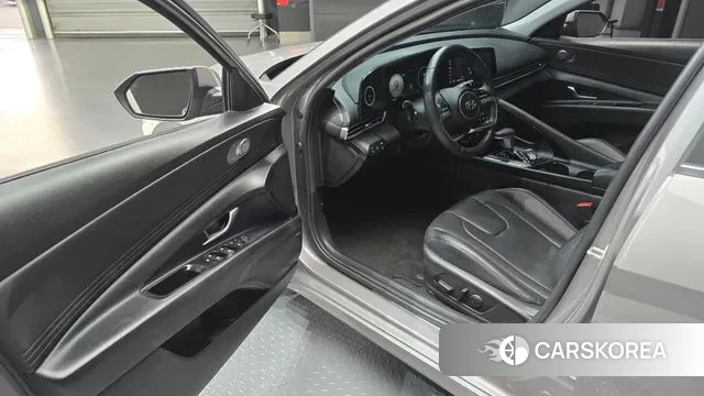 Hyundai Avante Hybrid (CN7) 2021 Серебряный из Кореи, фото 2