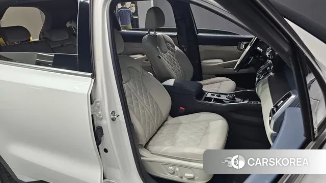 Kia Sorento 4th Generation 2023 Белый из Кореи, фото 2
