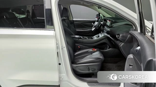 Hyundai The New Santa Fe 2022 Белый из Кореи, фото 2