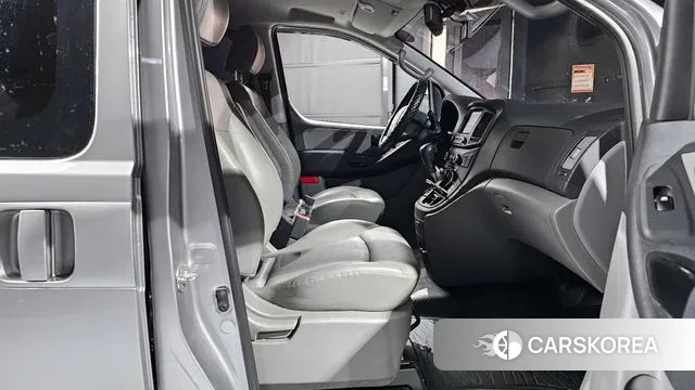 Hyundai The New Grand Starex 2020 Серебристо-серый из Кореи, фото 2