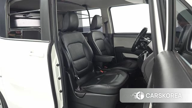 Kia The New Kia Ray 2023 Белый из Кореи, фото 2