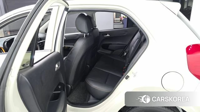 Kia Morning Urban (JA) 2022 Жемчужный цвет из Кореи, фото 2