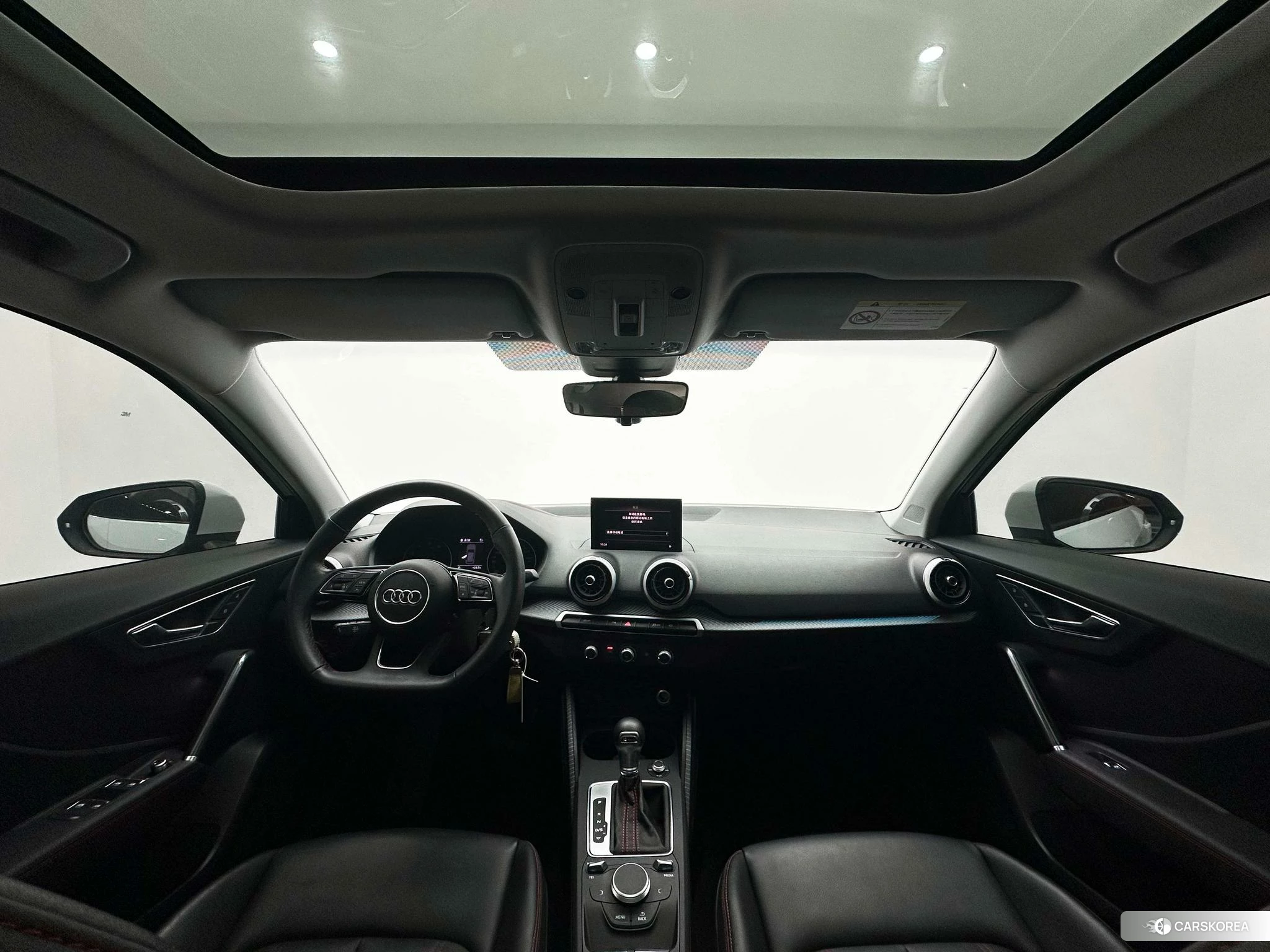 Audi Q2L 2021 Белый из Китая, фото 2