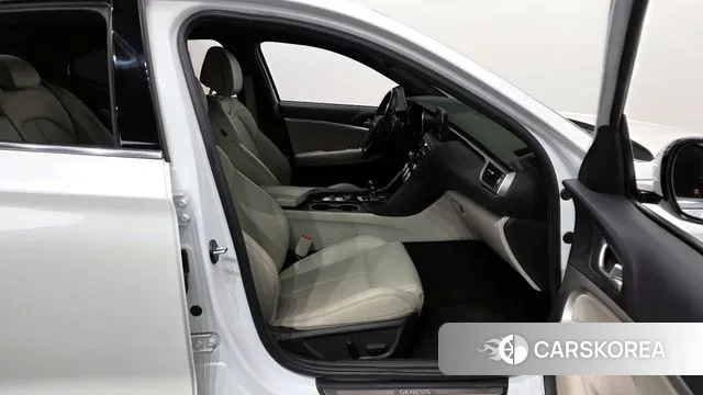 Genesis The New G70 2021 Белый из Кореи, фото 2