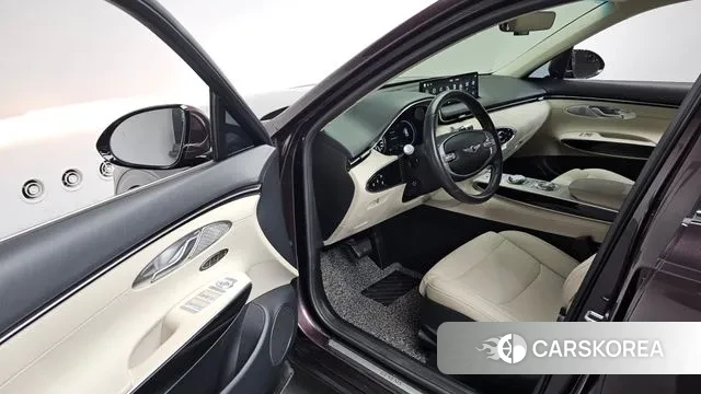 Genesis GV70 2021 Коричневый из Кореи, фото 2